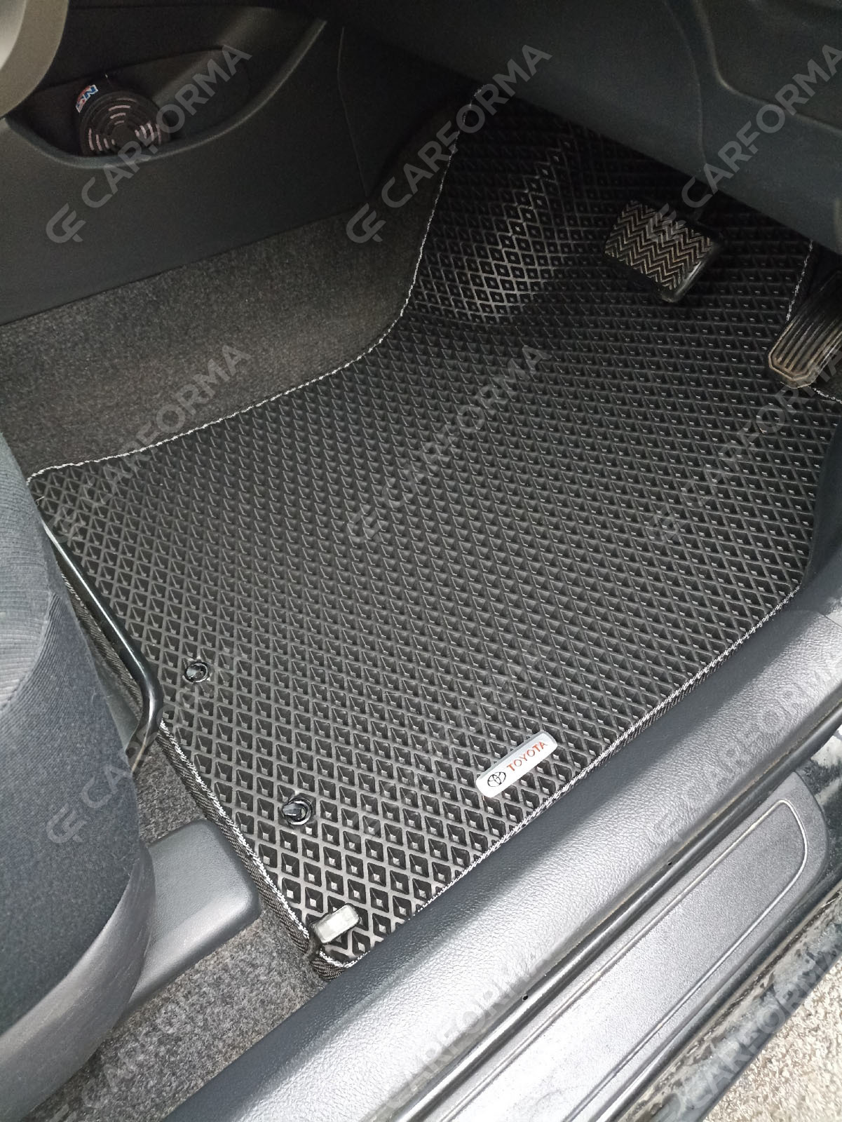 Ворсовые коврики на Toyota Corolla Axio (E14) 2006&nbsp;-&nbsp;2012 в Краснодаре