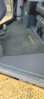 Ворсовые коврики на Спецтехника Бульдозер Shantui DH24B3 XL  в Краснодаре