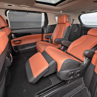 Ворсовые коврики на KIA Carnival IV 7 мест с оттоманками 2020 - 2025 в Краснодаре