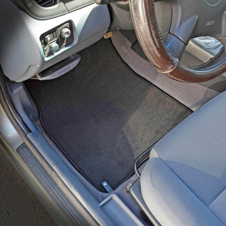 Коврики на Nissan Almera 2 (N16) 2000&nbsp;-&nbsp;2006 в Краснодаре