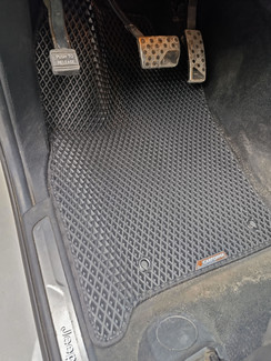 Ворсовые коврики на Jeep Grand Cherokee (WK2) 2010 - 2022 в Краснодаре