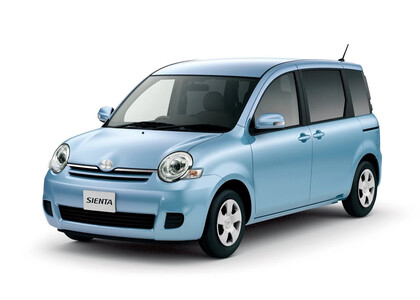 Коврики на Toyota Sienta I 2003 - 2015 в Краснодаре